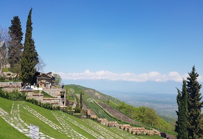 https://dimgcdn.ybtour.co.kr/TN/9e/9e893e90c4c2b2e26d7cee24041298a9.tn.410x280.jpg
