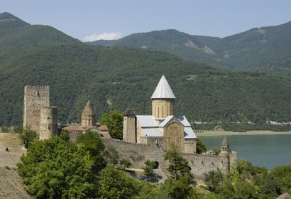 https://dimgcdn.ybtour.co.kr/TN/bd/bdac5a85fb84905b8f9667adf105535a.tn.410x280.jpg
