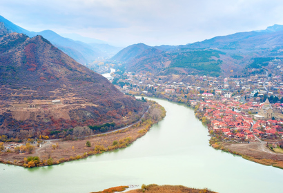 https://dimgcdn.ybtour.co.kr/TN/e5/e536fc4fb093de78d3e9201d30275a76.tn.410x280.jpg
