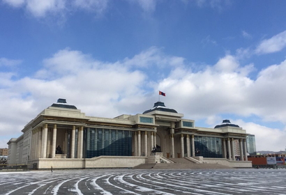 수헤바타르 광장